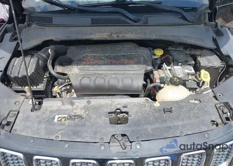 2018 Jeep Compass Sport 4X4 из США, поврежденный, VIN 3C4NJDAB6JT256254